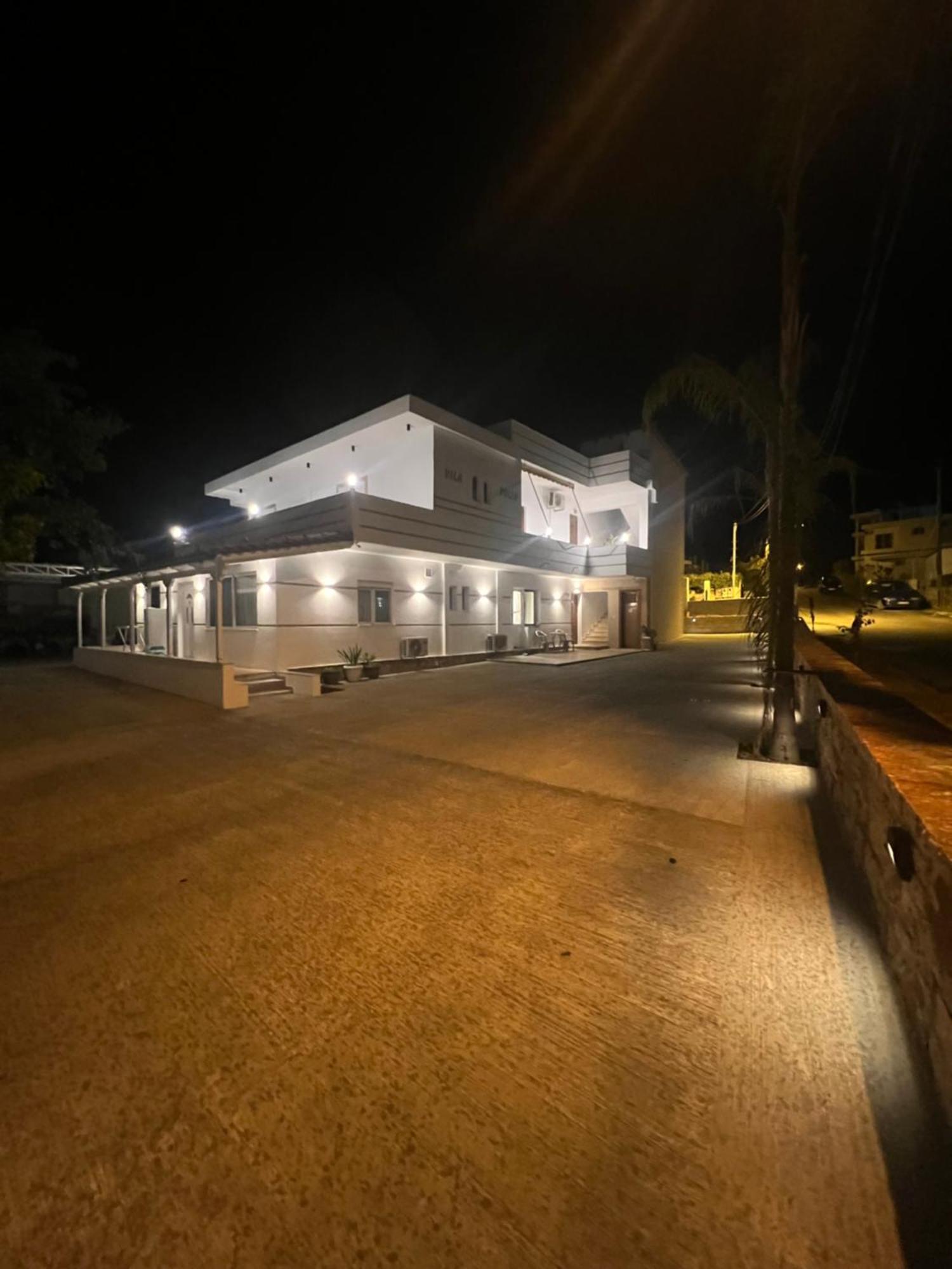 House Pollo Hotell Ksamil Eksteriør bilde