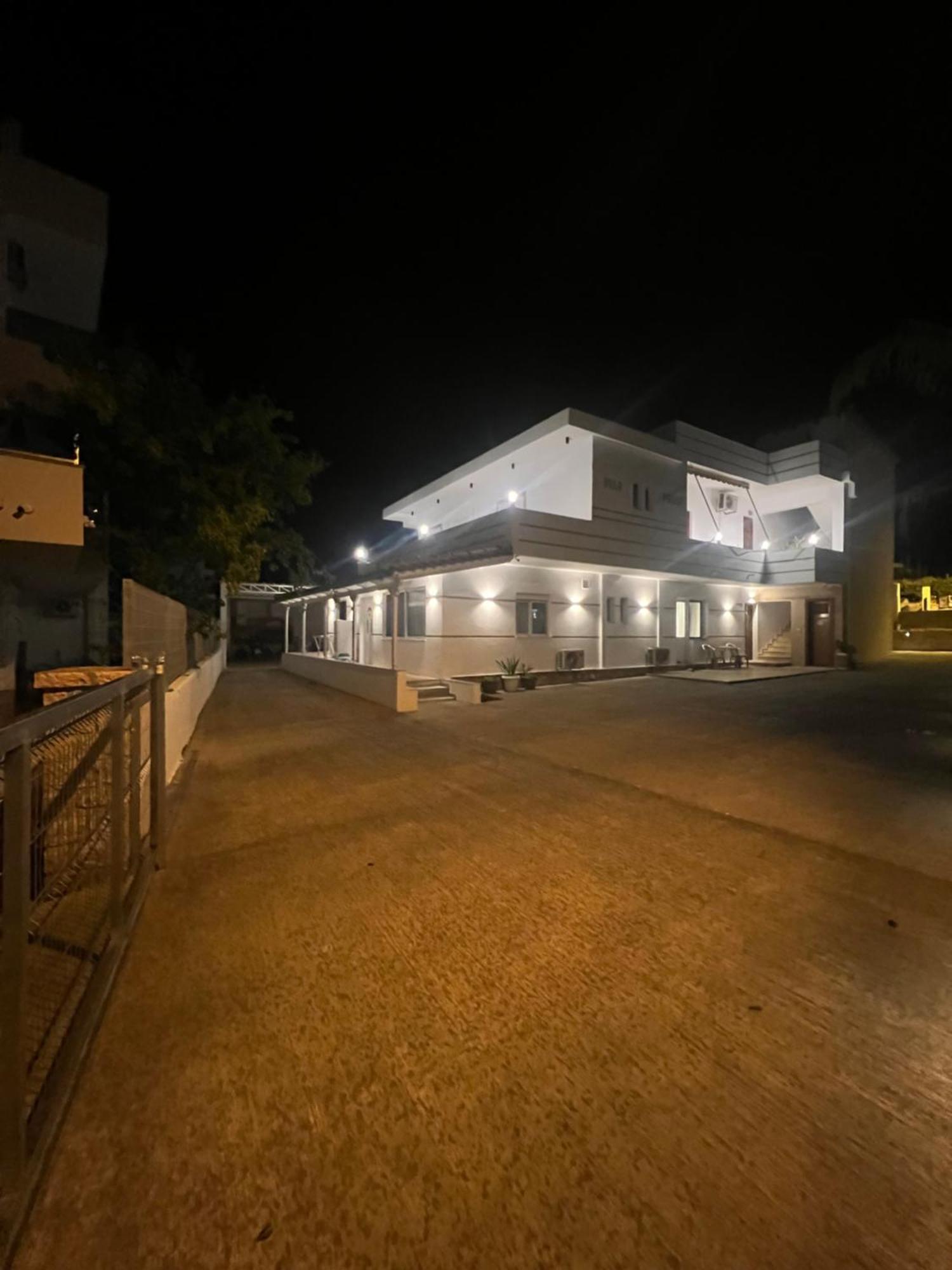 House Pollo Hotell Ksamil Eksteriør bilde