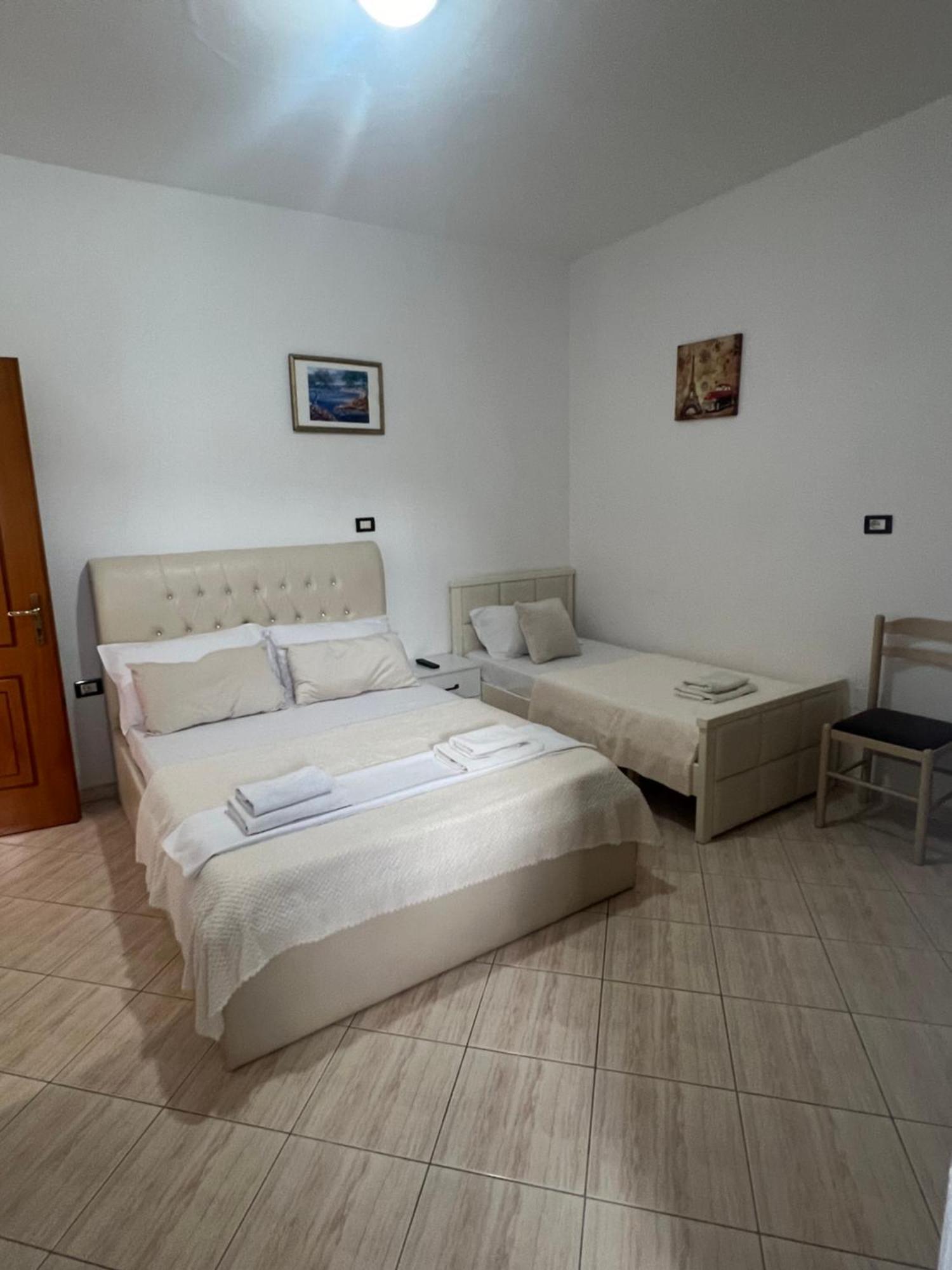 House Pollo Hotell Ksamil Eksteriør bilde